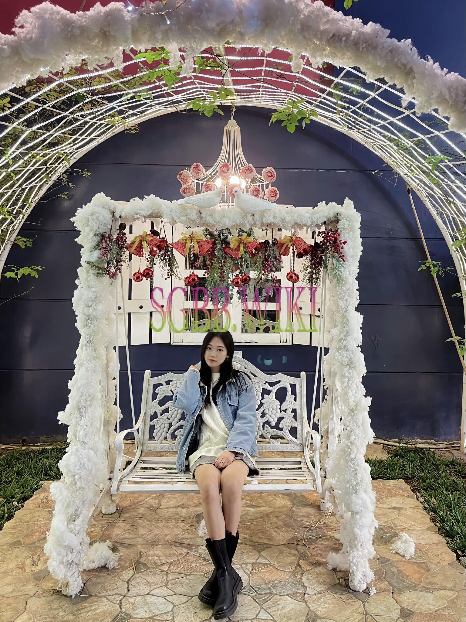 Van Anh SGBB ha Noi 1